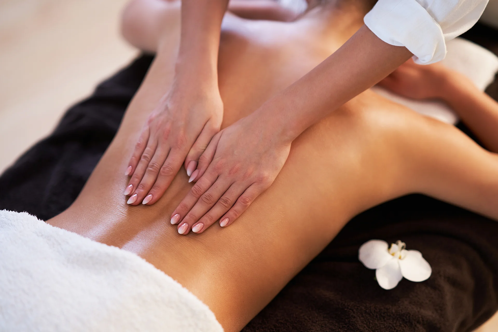 Professional body massage room at New Spa 7 in Franklin Lakes